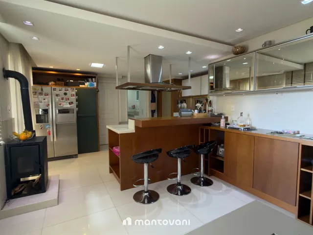 Imagem 14: Amplo Apartamento no Ed. Athenas 3 Quartos + Dependência no Centro Santa Cruz do