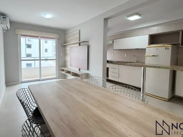 Imagem 3: Apartamento semimobiliado de 1 dormitório com garagem no Centro