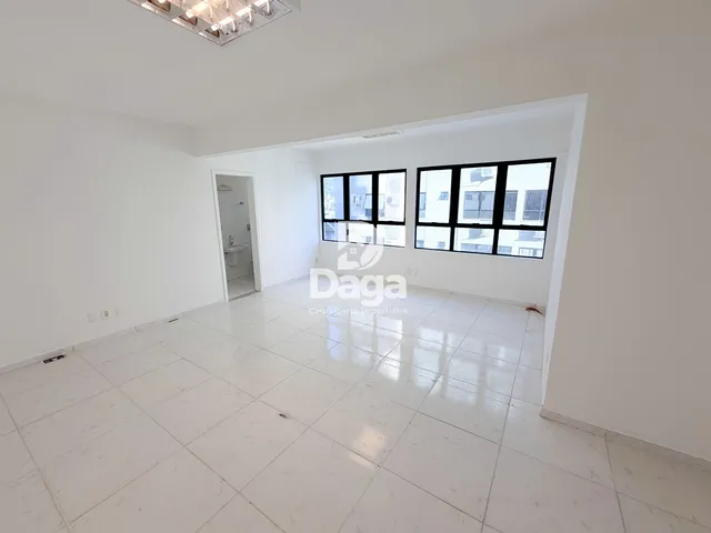Imagem 4: Sala comercial com Vaga na Trindade, Florianópolis/SC