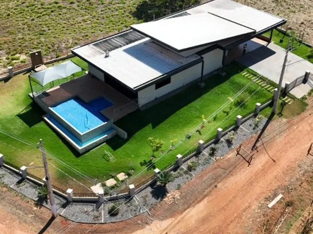 Imagem: Casa Chácara de Alto Padrão com 4 Suítes