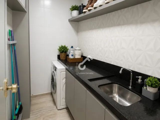 Imagem 13: ESTRADA DO COCO, Abrantes. Duplex PORTEIRA FECHADA composta de 2 suítes, piscina com