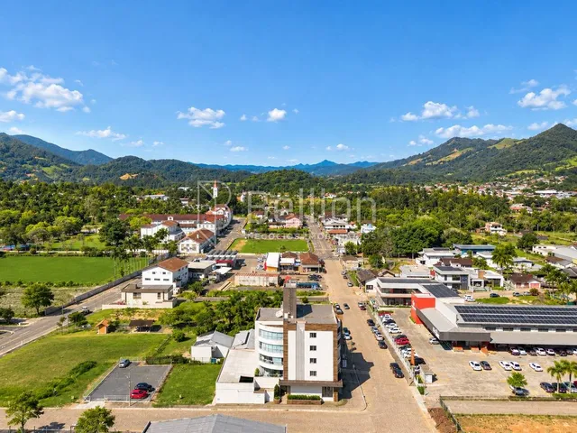 Imagem 2: Apartamento 100% Mobiliado com 2 Quartos no Centro de Ascurra/Sc