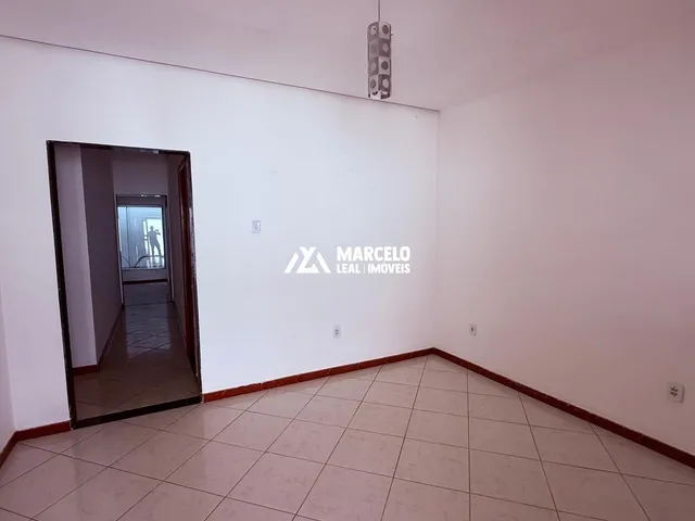 Imagem 10: Alugo Casa Solta com 3/4 sendo 01 suite e gragem pra 04 carros a poucos mts do S