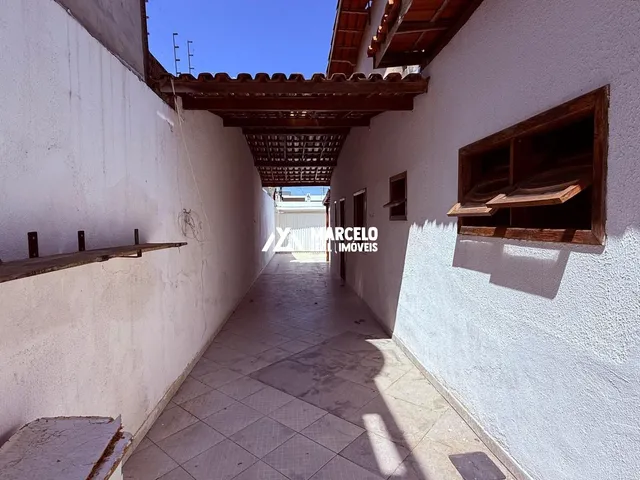 Imagem 2: Alugo Casa Solta com 3/4 sendo 01 suite e gragem pra 04 carros a poucos mts do S