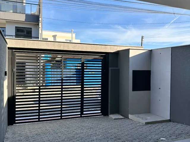 Imagem 11: Sobrado próximo do mar pronto para morar em Navegantes Sc