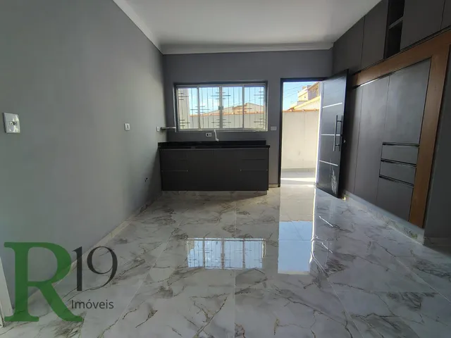 Imagem: Casa Sobrado em Parque Oratório, Santo