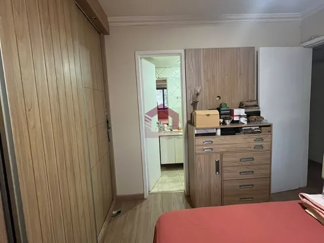 Imagem 14: SHCGN 704 - 04 QUARTOS - 01 SUÍTE - 127M² - MOBILIADO - 02 VAGAS - ASA NORTE