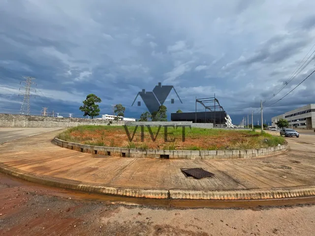 Imagem: O terreno possui 1.684m² de Área e está localizado em