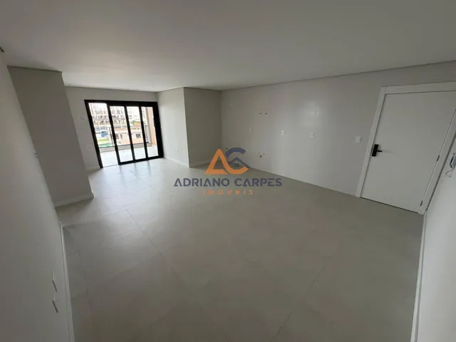 Imagem 6: Apartamento pronto com 1 suíte, 2 dormitórios e 2 vagas de garagem na quadra mar na