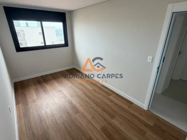 Imagem 3: Apartamento pronto com 1 suíte, 2 dormitórios e 2 vagas de garagem na quadra mar na