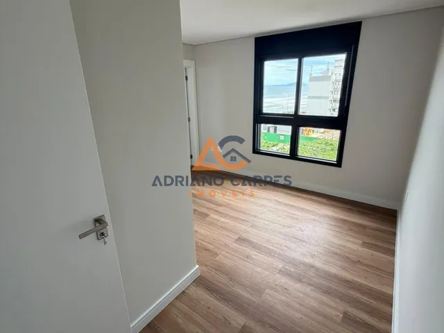 Imagem 5: Apartamento pronto com 1 suíte, 2 dormitórios e 2 vagas de garagem na quadra mar na
