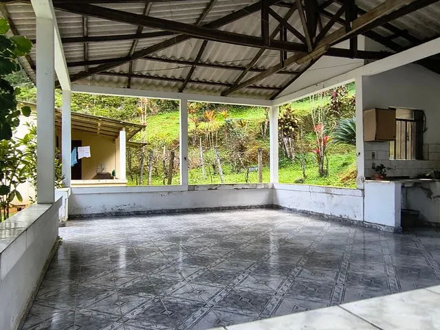 Imagem 5: Chácara na BR 277 km 31 com 90 metros de frente casa muito boa, pronta para morar