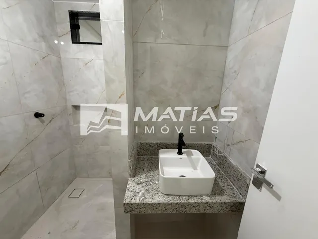 Imagem 2: Apartamento para locação com 2 quartos, 1 suíte, 1 sala, 2 banheiros, 85m²