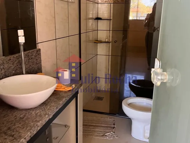 Imagem 13: Casa com 4 Quartos, 1 Suítes, Piscina e Churrasqueira no Condomínio Interlagos