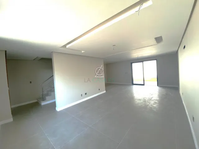 Imagem 6: Sobrado com pátio no Bairro Bela Vista, com (03) três quartos ,sendo (01) uma suíte