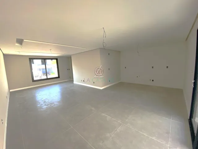 Imagem 7: Sobrado com pátio no Bairro Bela Vista, com (03) três quartos ,sendo (01) uma suíte