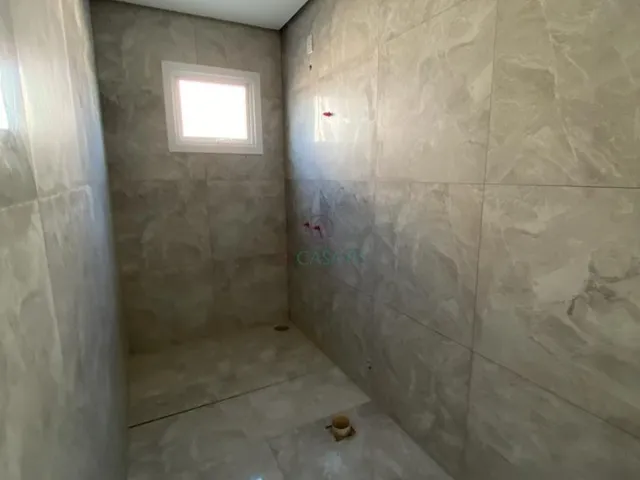 Imagem 16: Sobrado com piscina no Bairro Mont Serrat, com (03) três suítes e (02) duas vagas