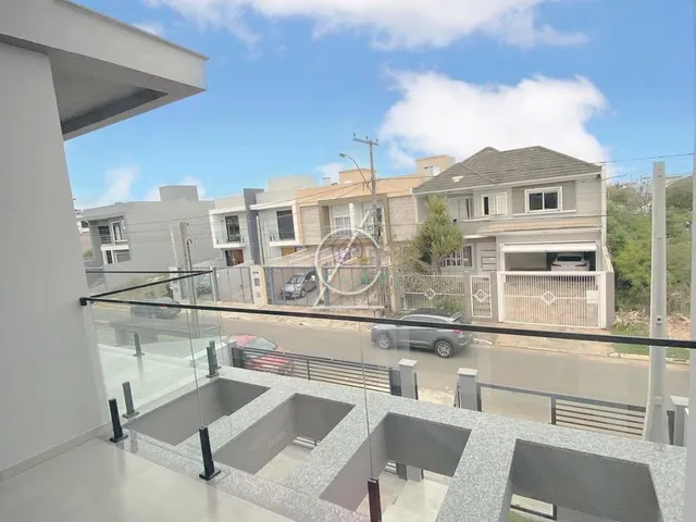 Imagem 5: Sobrado de (03) três suítes e (03) três vagas para carro, no Bairro Mont Serrat em