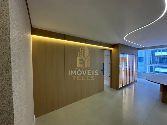 Imagem: Apartamento à venda no bairro Praia Brava