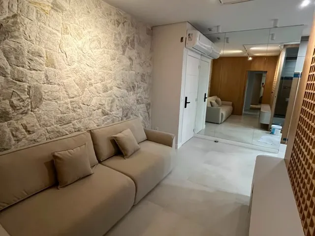 Imagem 5: Apartamento Mobiliado Frente Mar com 3 Quartos (1 Suíte) para Locação Anual no Barra