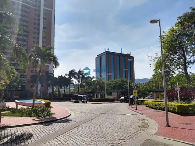 Imagem 9: Apartamento locação no Condomínio Mundo Novo ? Barra da Tijuca, com 4 Quartos por