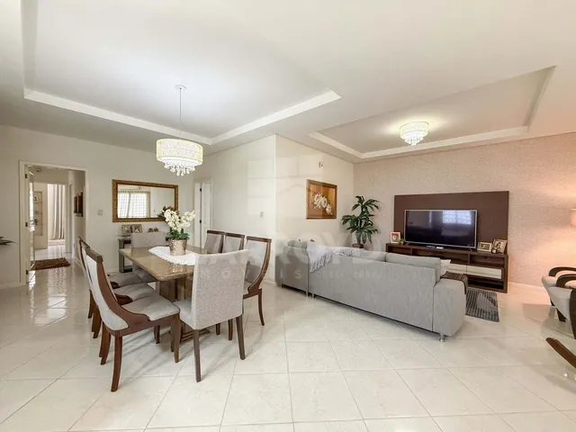 Imagem 8: Casa com 4 dormitórios