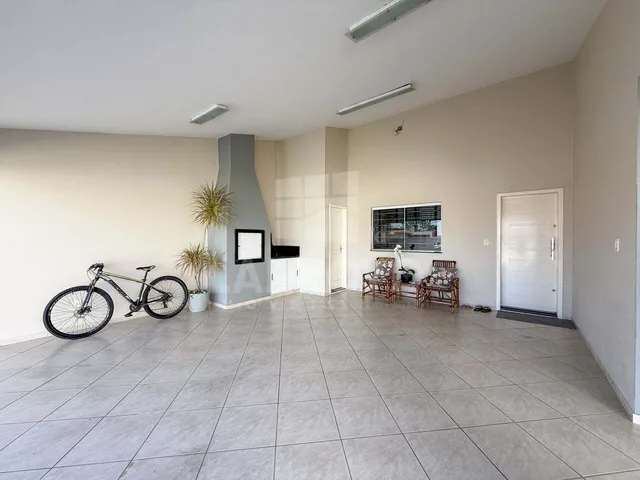Imagem 7: Casa com 4 dormitórios