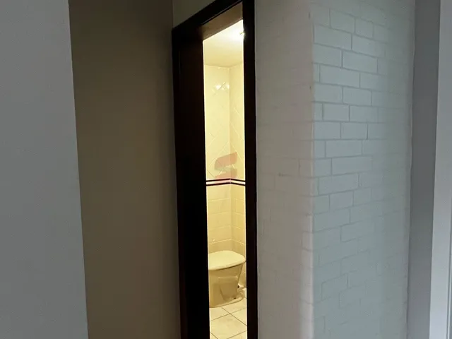 Imagem 4: SALA COMERCIAL para alugar com 20m² por R$ 2.000,00 no bairro Centro - PINHAIS / PR