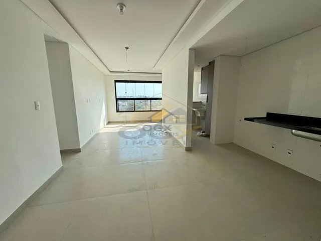 Imagem: O apartamento possui 3 Dormitórios, 1 Suíte, 2 Banheiros,