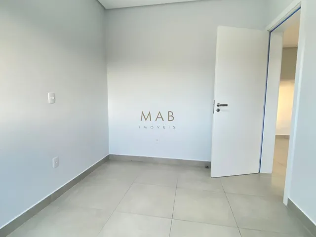 Imagem 11: Apartamento para Venda, SEMIMOBILIADO, localizado à 500 metros do Mar, no Bairro