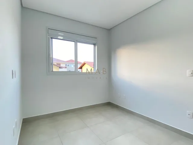 Imagem 6: Apartamento para Venda, SEMIMOBILIADO, localizado à 500 metros do Mar, no Bairro