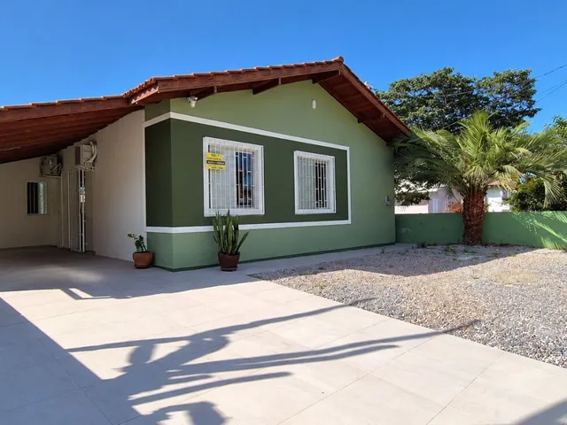 Imagem: Casa com 04 dormitórios nos Ingleses
