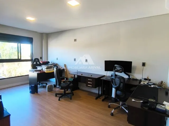 Imagem 5: CASA COM ESPAÇO NO BAIRRO SAIC