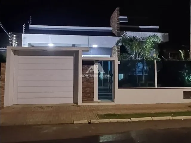 Imagem: CASA DE ALTO PADRÃO NO BAIRRO EFAPI