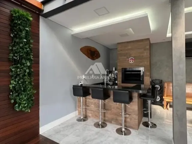 Imagem 7: CASA DE ALTO PADRÃO NO BAIRRO EFAPI