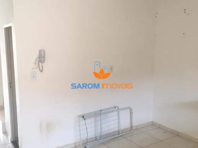 Imagem 3: Magnífica Casa em Condomínio à Venda em Valparaíso de Goiás-GO, Bairro Ypiranga 2
