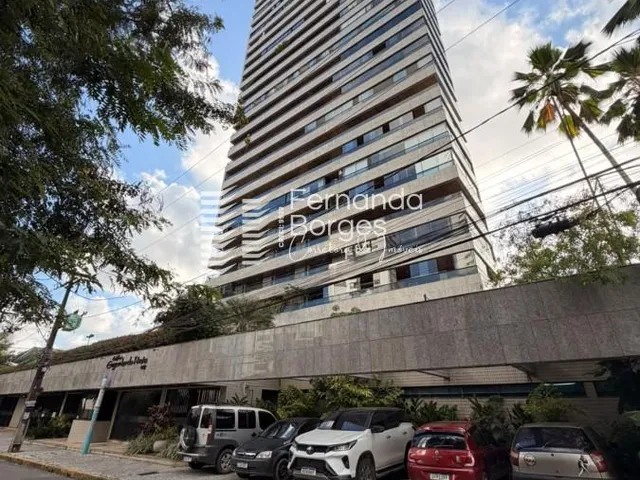 Imagem 3: Apartamento para Venda em Recife, Casa Forte, 5 dormitórios, 4 suítes, 1 banheiro, 3