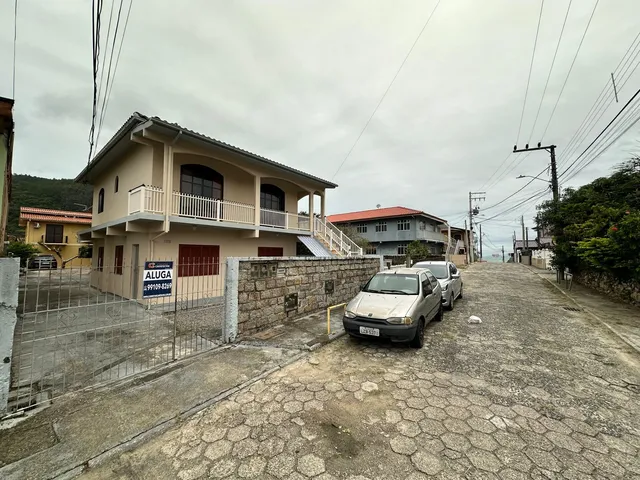 Imagem: Apartamento térreo no Pântano do Sul