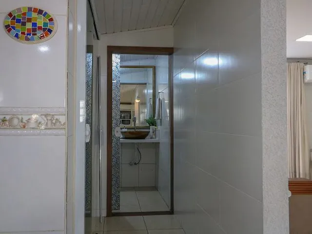 Imagem 12: Casa Mobiliada com 4 Dormitórios no Ribeirão da Ilha