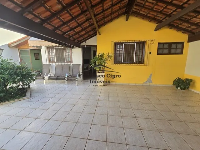 Imagem 1: Casa À Venda no Bairro Residencial Village Santana - Guaratinguetá/Sp