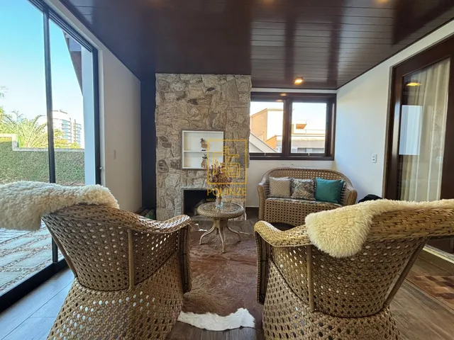 Imagem 11: Casa em estilo europeu, mobiliada e com fino acabamento em Timbó