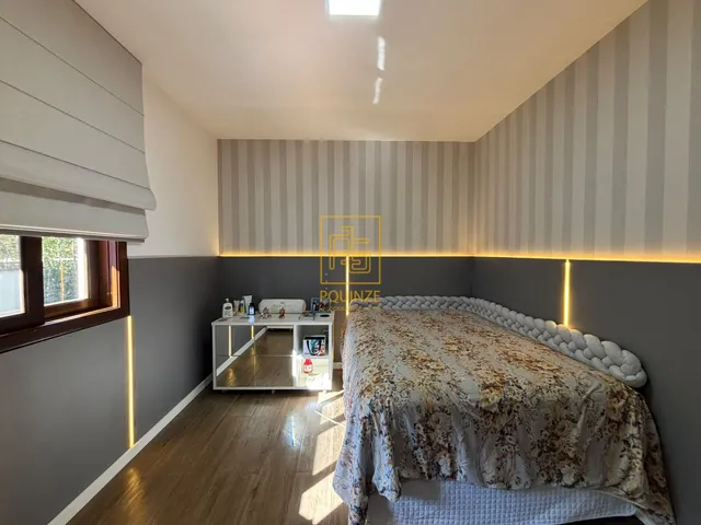 Imagem 3: Casa em estilo europeu, mobiliada e com fino acabamento em Timbó