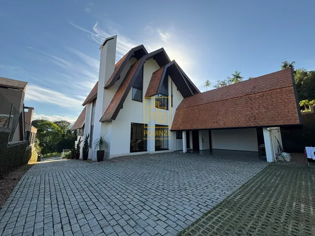 Imagem 15: Casa em estilo europeu, mobiliada e com fino acabamento em Timbó