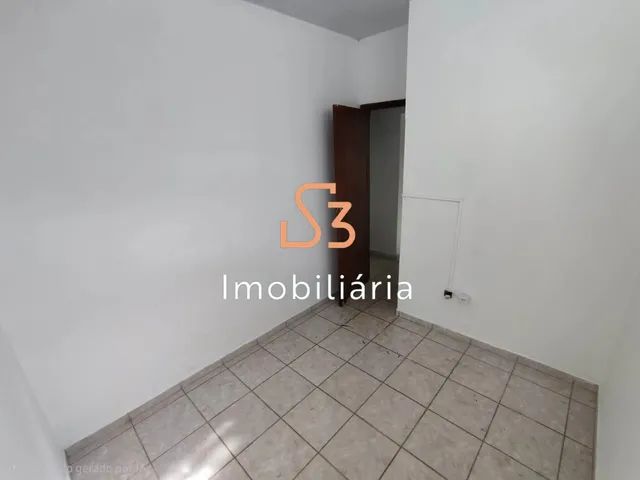 Imagem 9: Casa para locação no bairro Planalto em Uberlândia-MG: 3 quartos, 1 sala, 1 banheiro