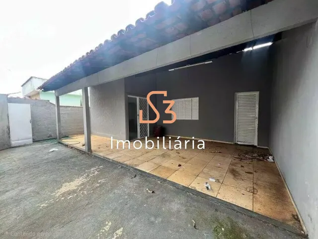 Imagem: Aluguel de Casa com 4 Quartos e 170m² no