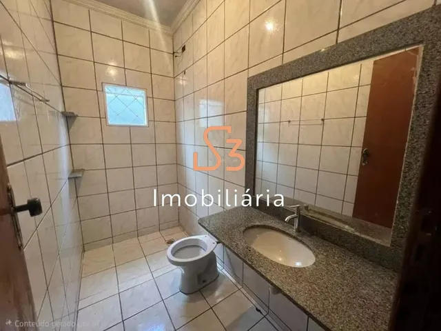 Imagem 5: Aluguel de Casa com 4 Quartos e 170m² no Planalto, Uberlândia-MG