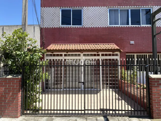 Imagem 4: Imóvel Comercial com Apartamentos Residenciais
