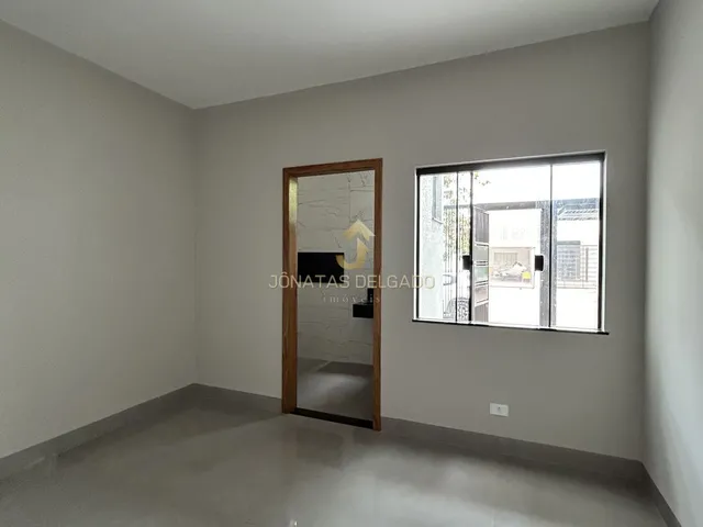 Imagem 2: Casa À Venda no Bairro Jardim Paulista III - Maringá/Pr