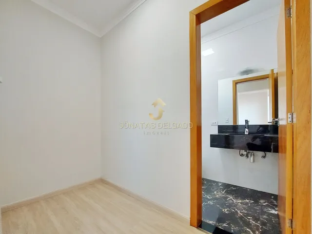 Imagem 10: Sobrado Moderno com 3 Suítes