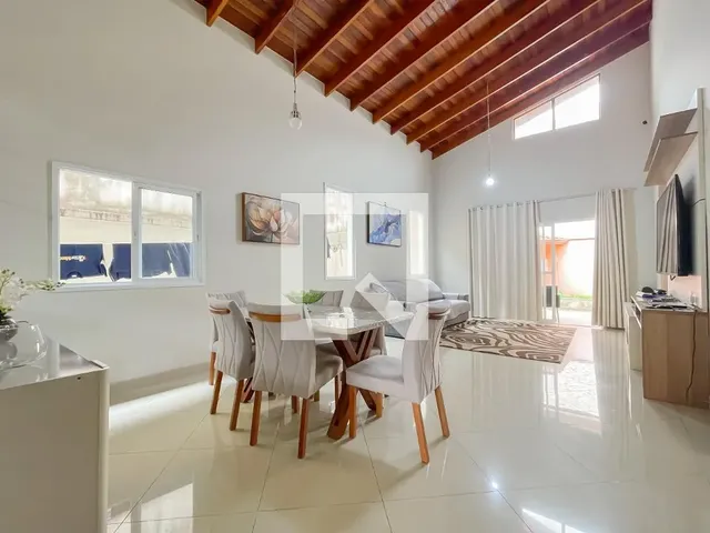 Imagem: Casa à Venda - Bussocaba, 3 Quartos, 360